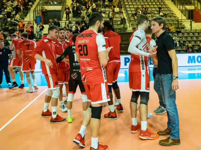 https://www.ascannesvolley.com/wp-content/uploads/2019/01/30-Poitiers-2019-01-12-640x480.jpg